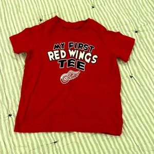 My first Red Wings T shirt NHL - 2T